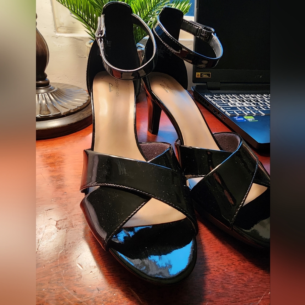 Clarks Womens Sandals | Adriel Cove Black Patent Black Patent